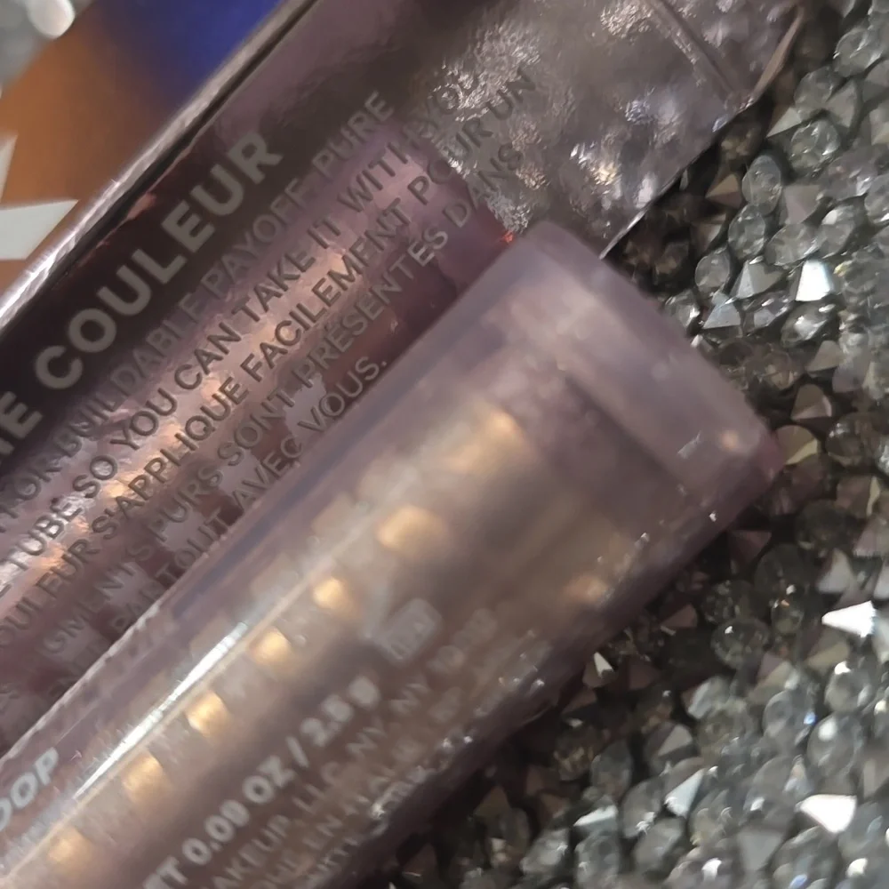 ❇️🧚‍♀️HULA HOOP Milk Makeup Color Chalk NWT